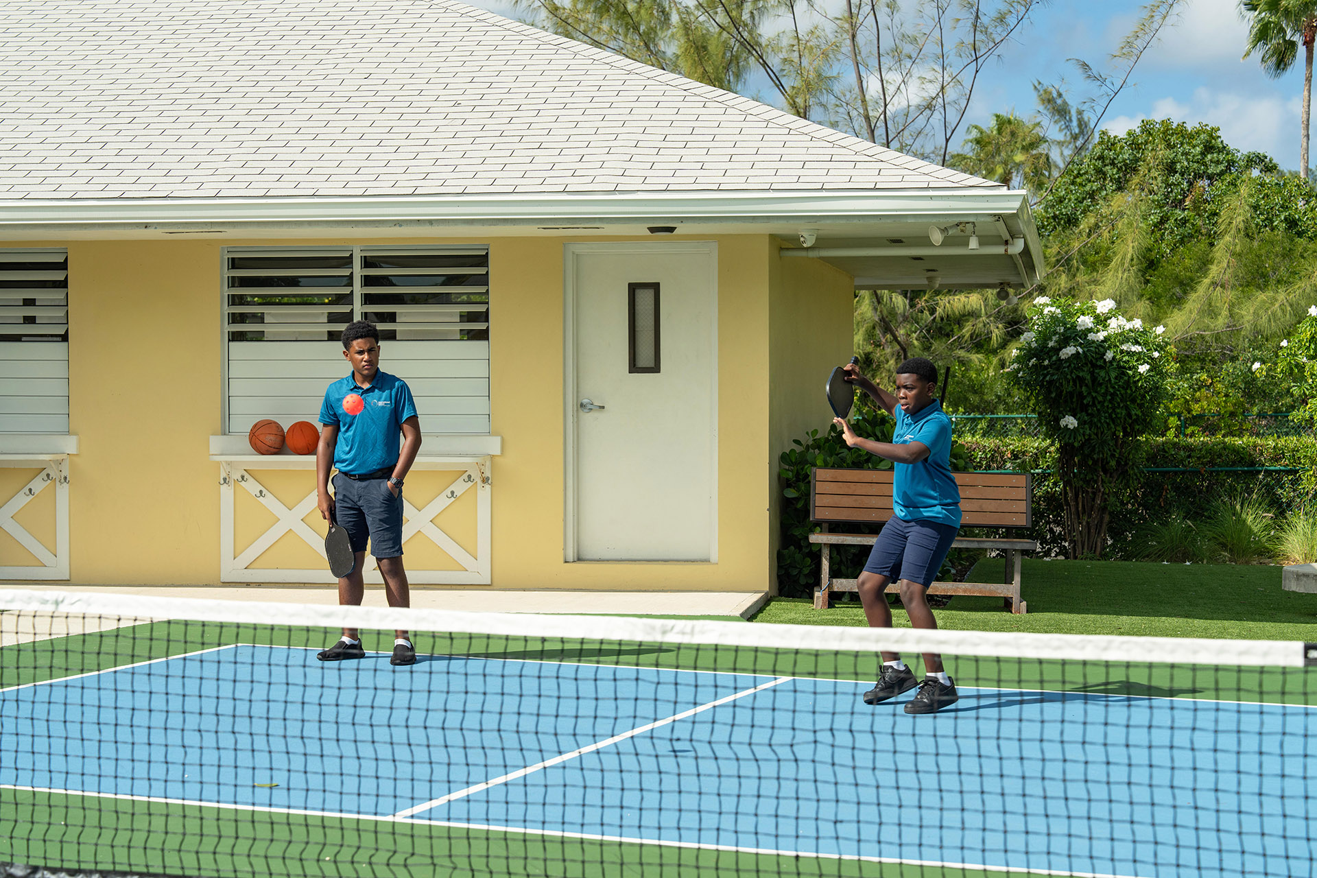 students-pickleball-multi-sport-court-istci_2